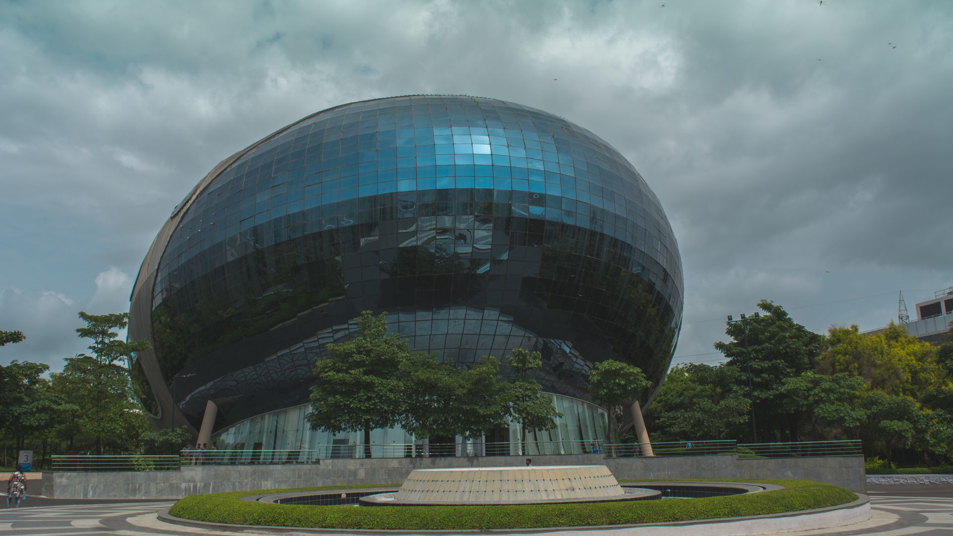 Modern commercial and industrial development in India
